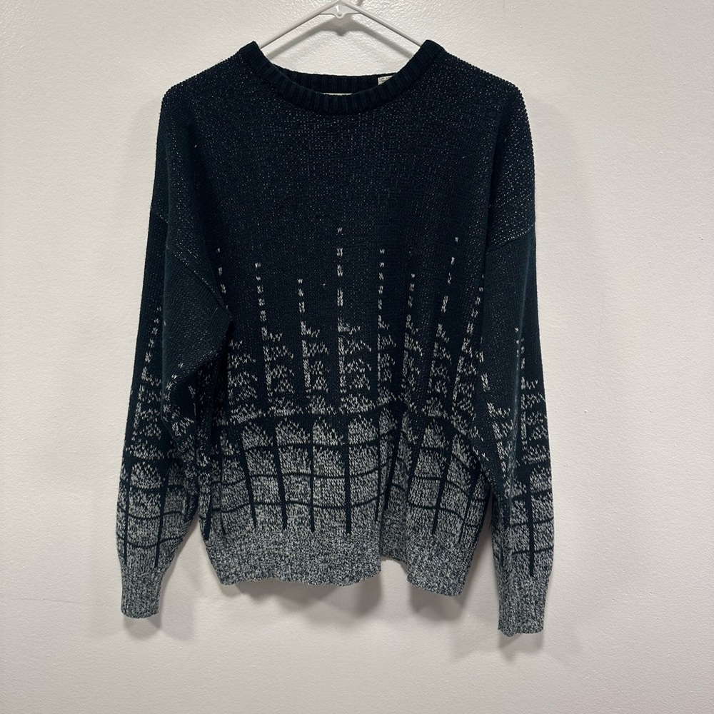 Michael Gerald vintage knit Black and Gray Patterned Sweater! Size medium
